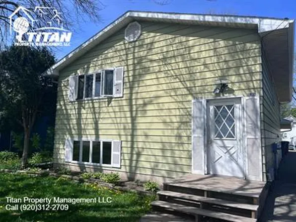 1877 S Main St, Oshkosh, WI 54902