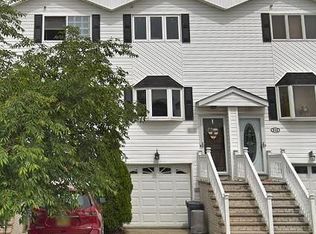 515 Medina St, Staten Island, NY