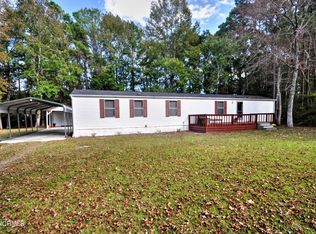 1523 Driftwood Dr SW, Ocean Isle Beach, NC 28469