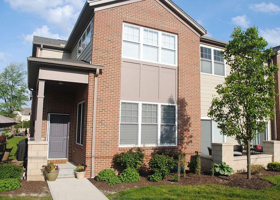 1st image of 540 Beachcliff Row Dr