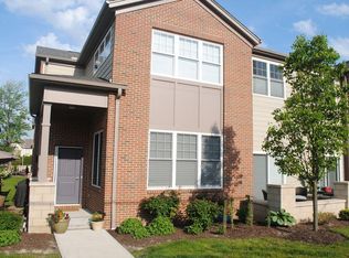 540 Beachcliff Row Dr, Rocky River, OH 44116