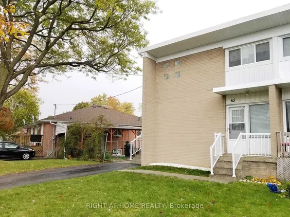 63 Lindsay Ave, Newmarket, ON L3Y 4N7