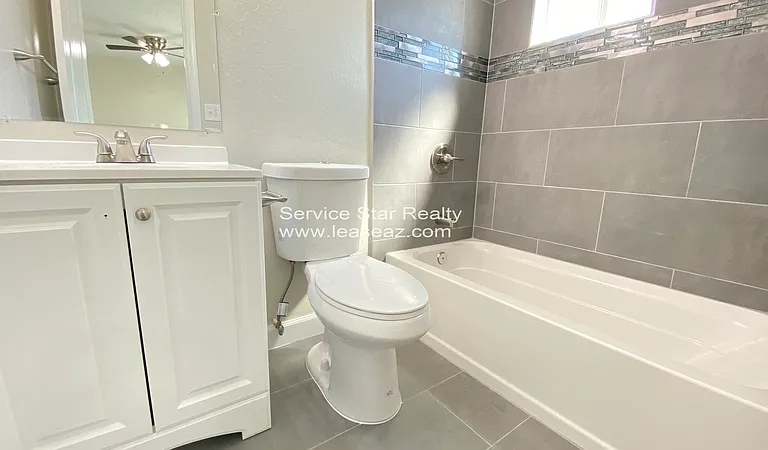 5936 W Seldon Ln — Photo 12