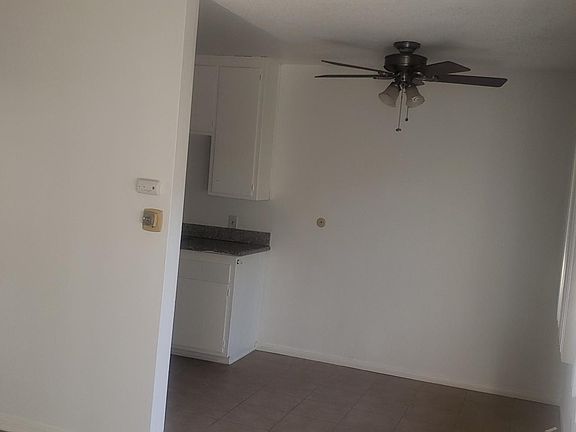 3rd image of 369 Waldo Ave #5
