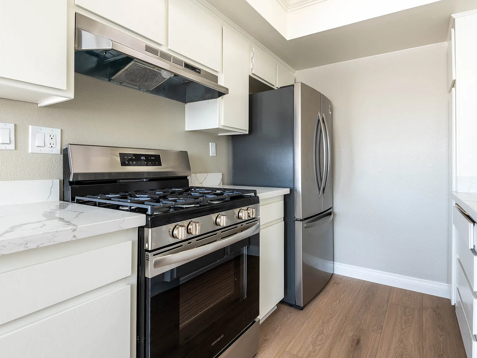 1 bed, 750 sqft, $2,750 — Photo 4