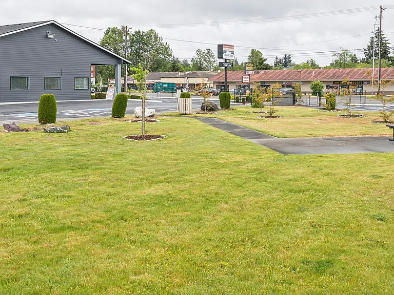 Cascade Ridge Apartments — Photo 18
