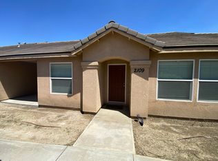 2109 Bella Oaks Dr, Tulare, CA 93274