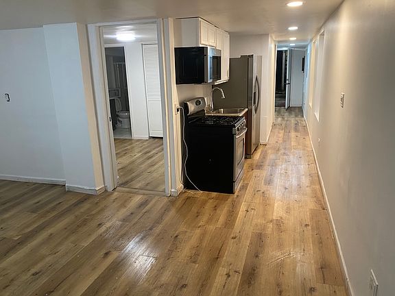 2nd image of 1619 S Loomis St #G