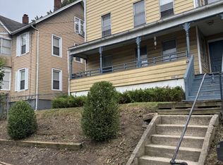 30 Hull St #3, Shelton, CT 06484