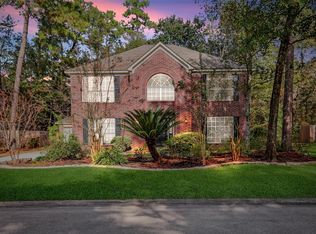 255 E Golden Arrow Cir, Spring, TX 77381