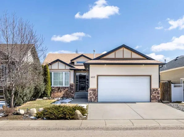 482 W Wishart St, Red Deer, AB T4N 7E9