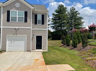 319 High Log Trl, Greer, SC 29651