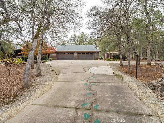 3rd image of 15900 El Camino Robles Rd
