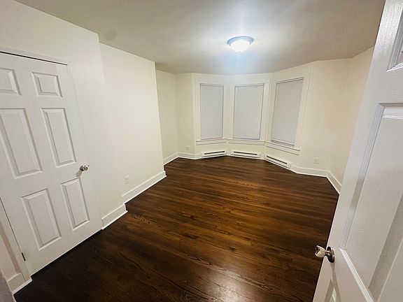 4th image of 271 Church St Floor 1