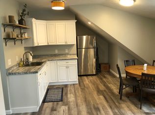 8 Blossom Way #G, Narragansett, RI 02882