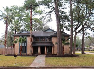 12602 Big Stone Dr, Houston, TX 77066