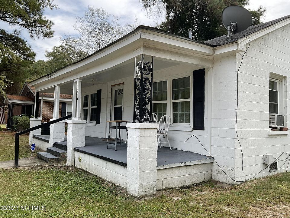 2nd image of 1537 Charter Drive