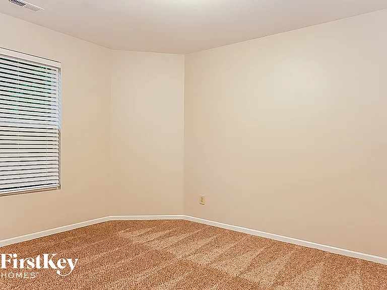 1323 Perga Ct — Photo 13