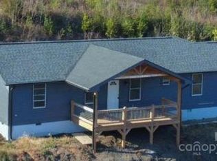 114 Legacy Trail Dr, Leicester, NC 28748