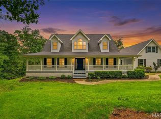 801 Honeyridge Rd, Catawissa, MO 63015