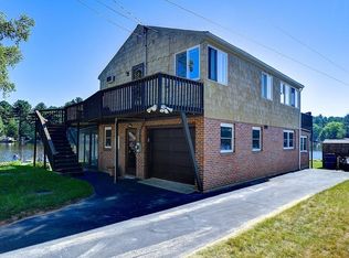 33 Hamilton Dr, Holland, MA 01521