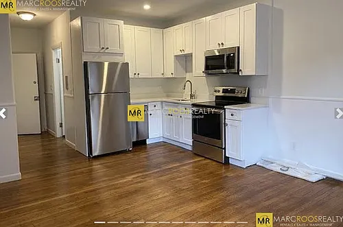 499 Beacon St Photo 1
