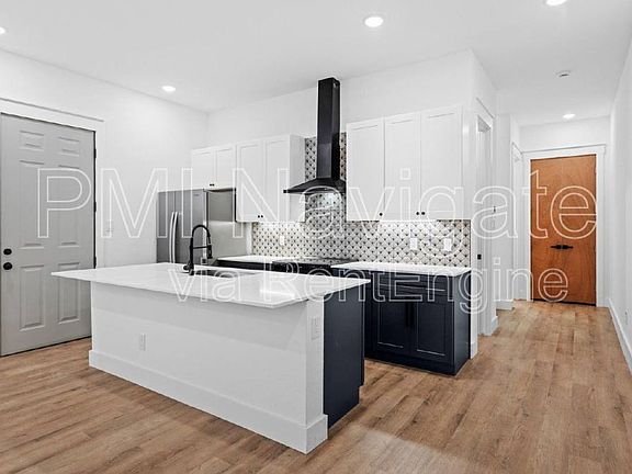 5th image of 820 S Walters St Unit 101