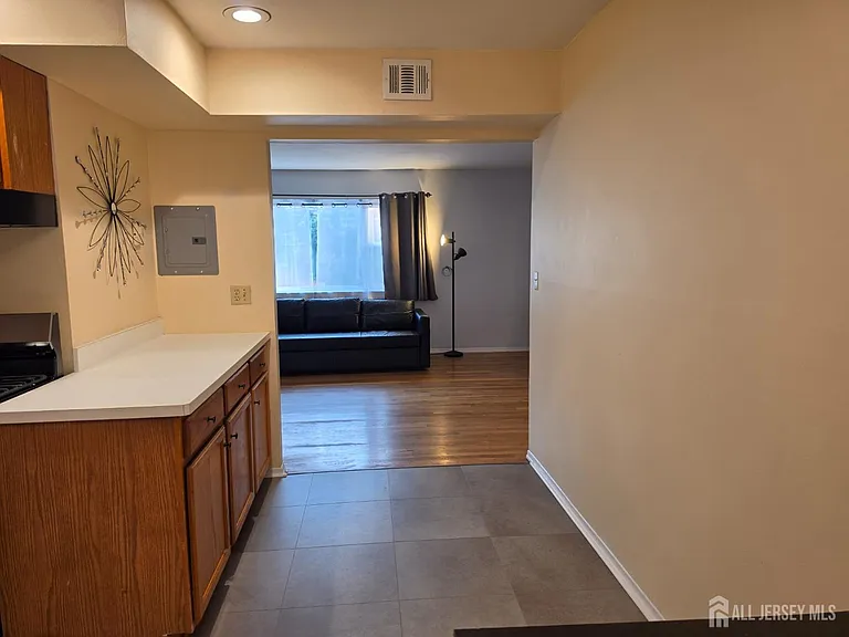 18 Judson St #1A — Photo 13
