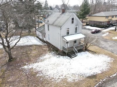 16 W Lake St, Easthampton, MA, 01027
