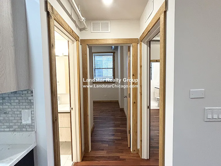 4611 S Ellis Ave #206 — Photo 6