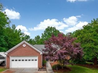 1080 Hunters Crossing Ln, Monroe, GA 30656