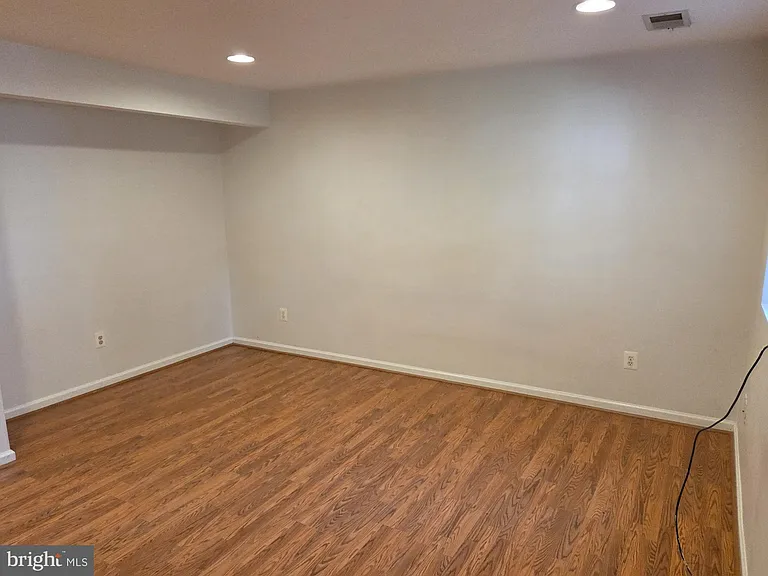 404 Pendleton Ln — Photo 21