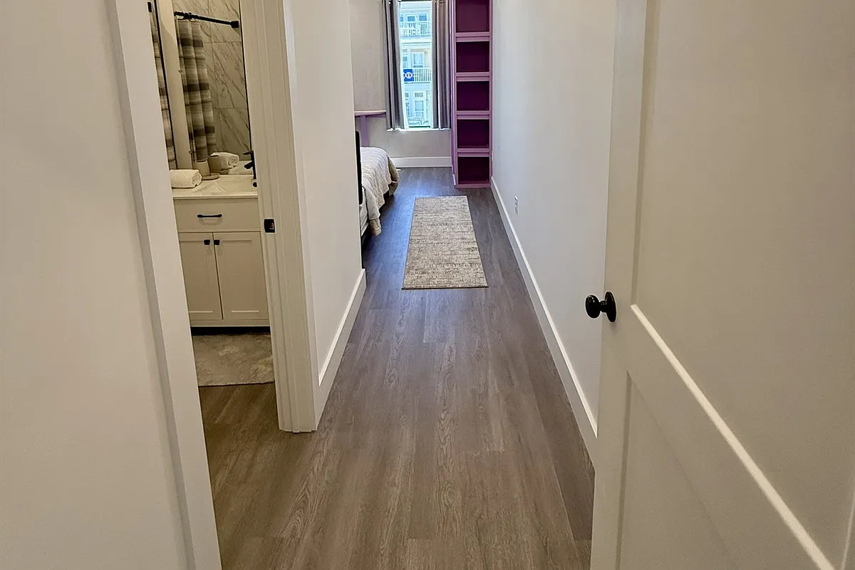 1 bed, 1.5 bath, 850 sqft, $1,800 — Photo 4