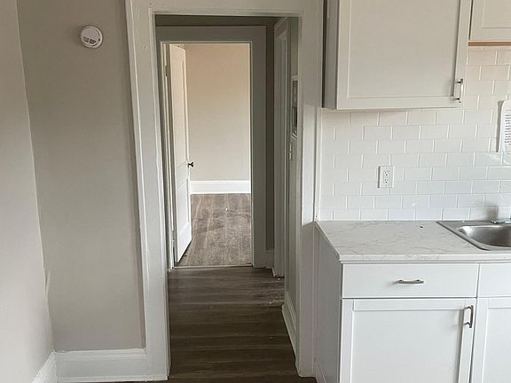 2nd image of 3248 E 139th St APT 1