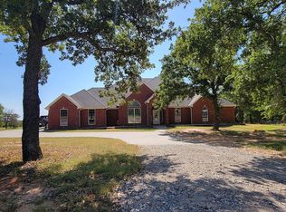 277 Jakes Ln, Poolville, TX 76487