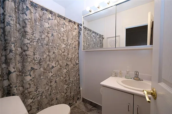 Rented by DJK Residential | media 27