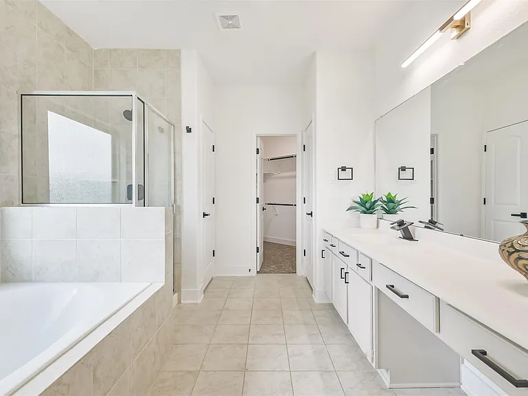 15203 Lake Powell Dr — Photo 17