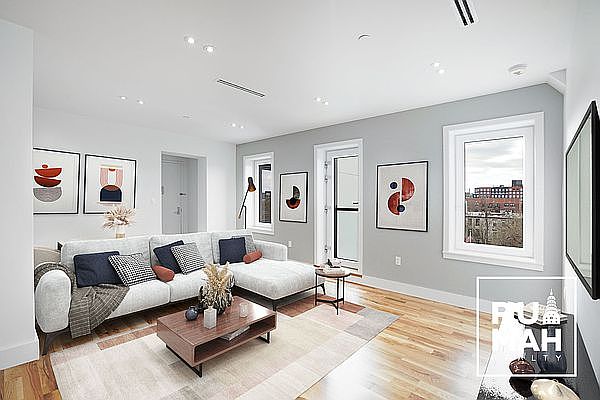 1st image of 1071 Fulton St #7E
