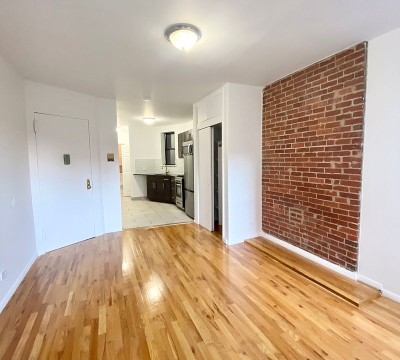 1st image of 225 W 105th St APT 3FE