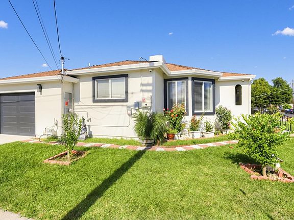 3rd image of 628 Carpino Ave