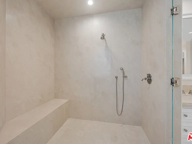 15201 McKendree Ave — Photo 24