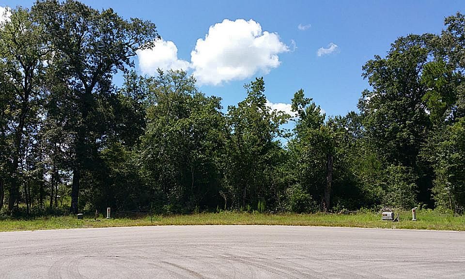 1st image of 7007 Hardy Oak