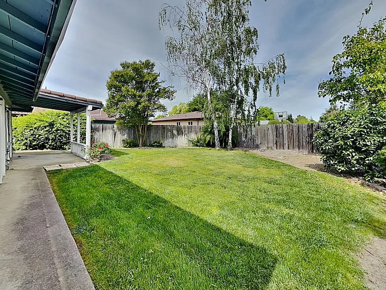 6830 Harmon Dr — Photo 22
