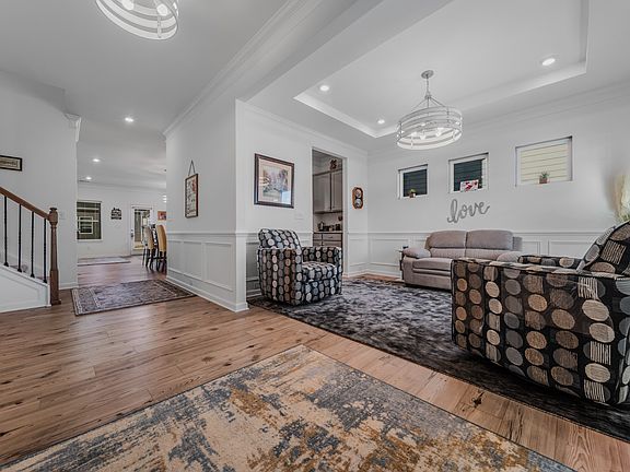3rd image of 3634 Capstone Dr
