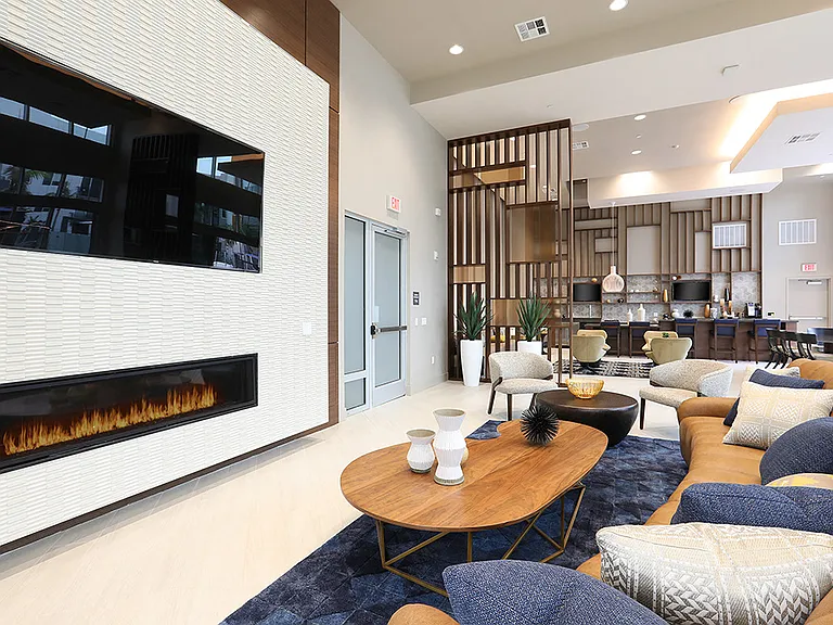Cozy Comfort | Club Room