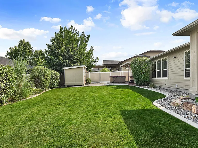 13470 S Stockbridge Way — Photo 38