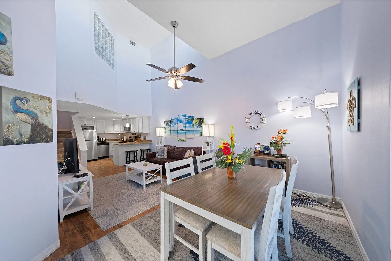 2 bed, 2.0 bath, 12378 sqft, $6,741 — Photo 3