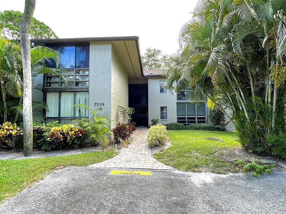 1st image of 7539 Greenlake Way APT B