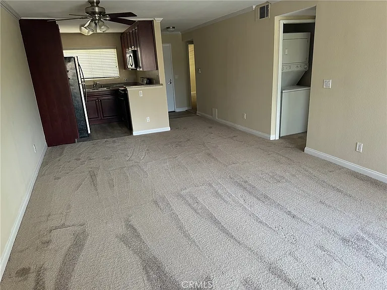 21550 Burbank Blvd #208 — Photo 12