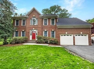 8656 Tuttle Rd, Springfield, VA 22152